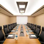 Radisson Blu Hotel, Otel