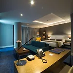 Radisson Blu Hotel, Szálloda 5*