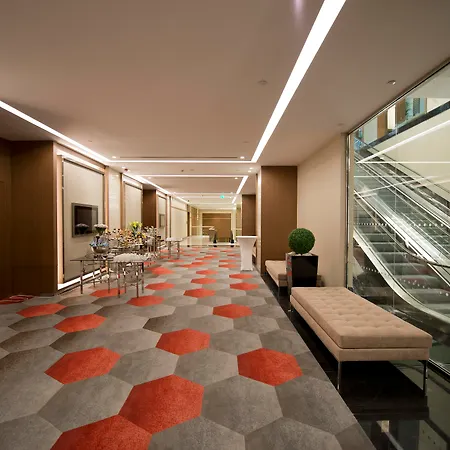 Radisson Blu Hotel, ホテル