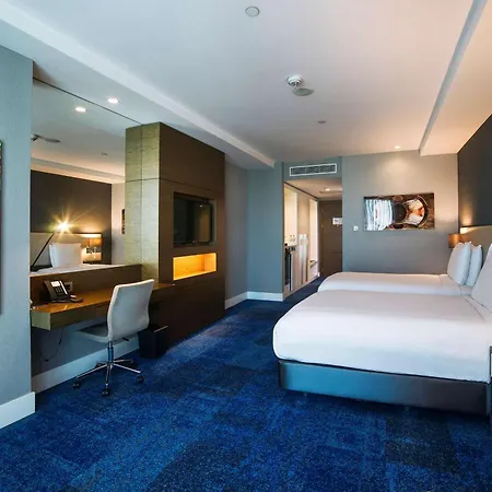 Radisson Blu Hotel, Szálloda