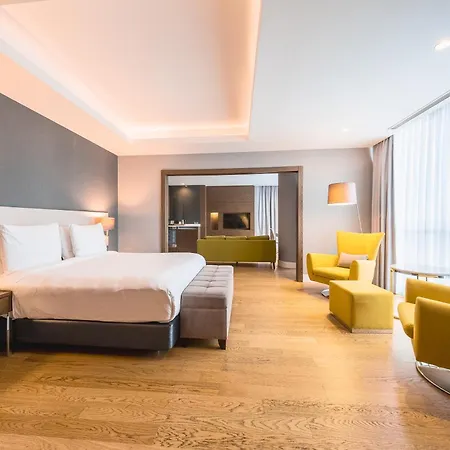 Hotel Radisson Blu Hotel, 5*