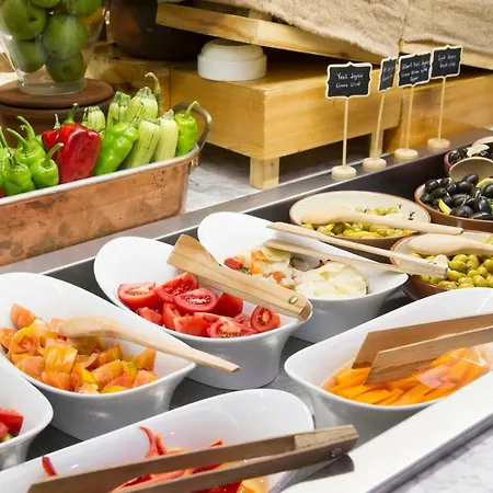 Radisson Blu Hotel, 5*