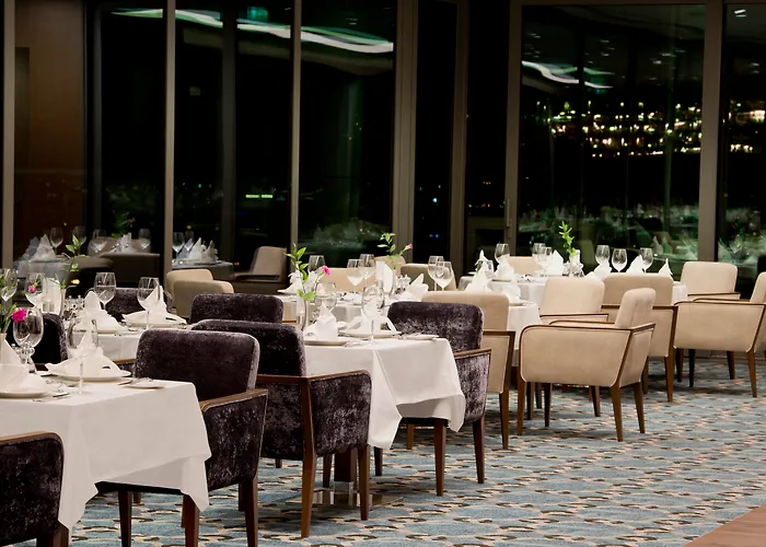 Hotell Radisson Blu Hotel, 5*